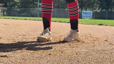 Women's Flite Metal Softball Cleats with Pitching Toe