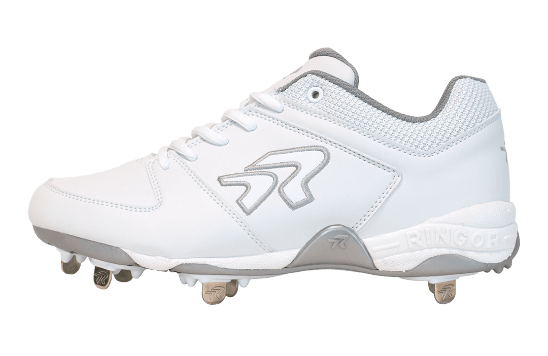 white nike women's metal softball cleats